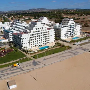 apartamentos-carteia.hotelaalgarve.com/