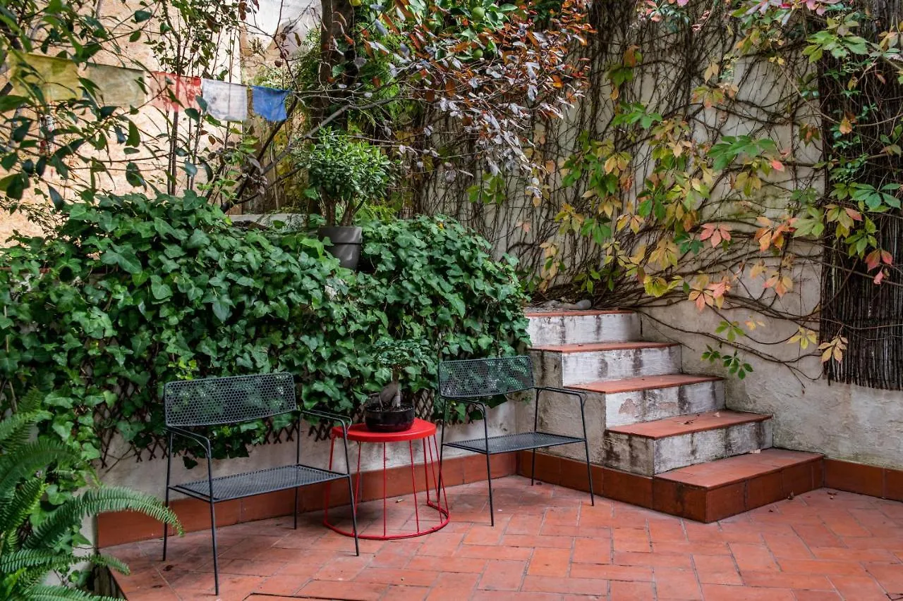 Guest house Lost Lisbon :: Avenida House Portugal